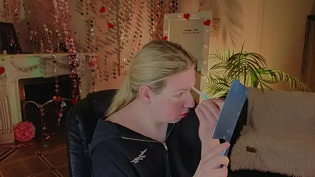 Jes Solar online show from 02.28.26