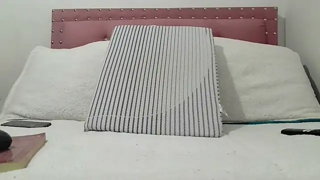 Valeriana00 online show from 10.04.25