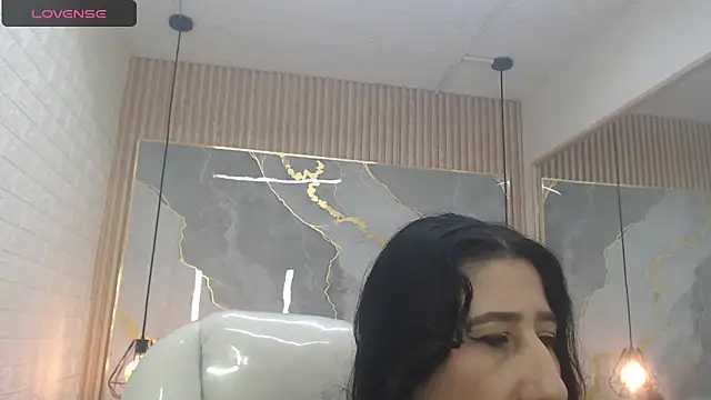 nei girl online show from 09.20.25