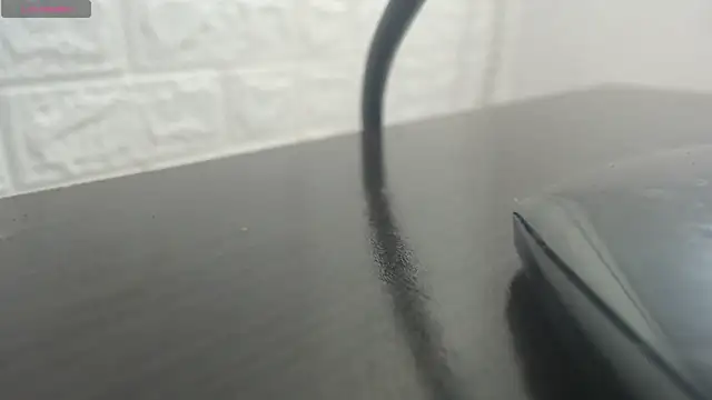 nei girl online show from 11.18.25