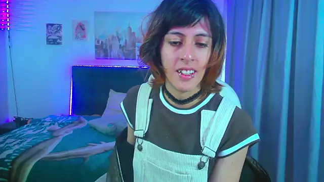 Snapshot of goth_minerva chatting on 06.19.26 goth minerva online show from 06.19.26
