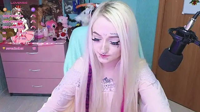 Snapshot of Manuela_unicorn chatting on 03.22.25 Manuela unicorn online show from 03.22.25