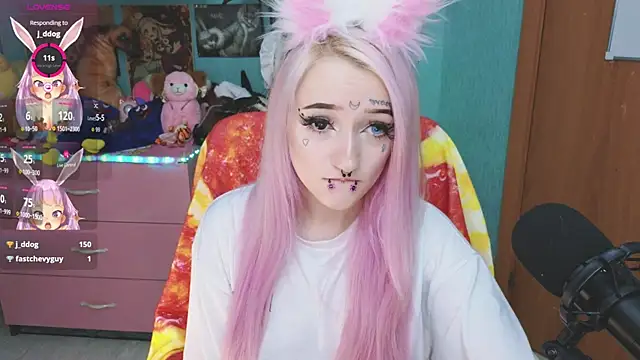 Snapshot of Manuela_unicorn chatting on 10.07.25 Manuela unicorn online show from 10.07.25