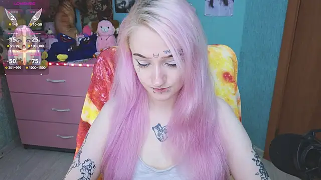 Snapshot of Manuela_unicorn chatting on 10.10.25 Manuela unicorn online show from 10.10.25