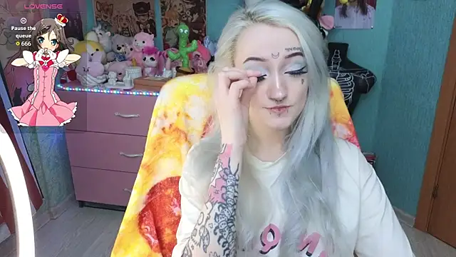 Manuela unicorn online show from 04.21.26