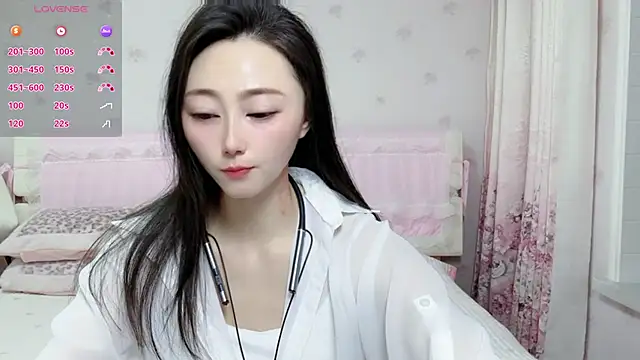 Snapshot of anjila888 chatting on 03.31.26 anjila888 online show from 03.31.26