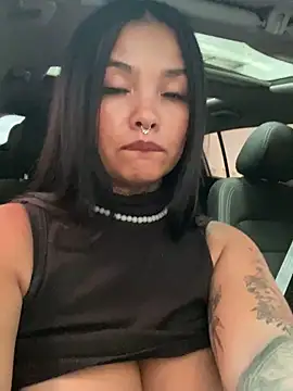 Snapshot of danna_tcw chatting on 03.18.25 danna tcw online show from 03.18.25