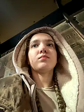 Snapshot of bambi_lu chatting on 11.13.25 bambi lu online show from 11.13.25