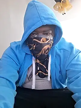 Snapshot of bigdick650 chatting on 05.17.26 bigdick650 online show from 05.17.26