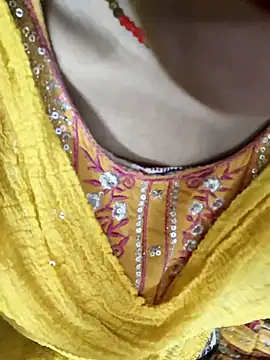 Eshwari Chopra online show from 09.14.25