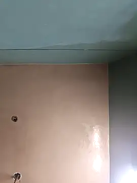 Eshwari Chopra online show from 04.24.26