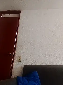 Snapshot of dulcewitch chatting on 09.30.25 dulcewitch online show from 09.30.25