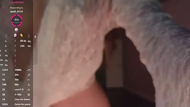 Snapshot of Ella_lee15 chatting on 10.17.25 Ella lee15 online show from 10.17.25