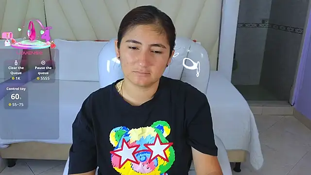 Snapshot of Katha03_ chatting on 10.29.25 Katha03 online show from 10.29.25