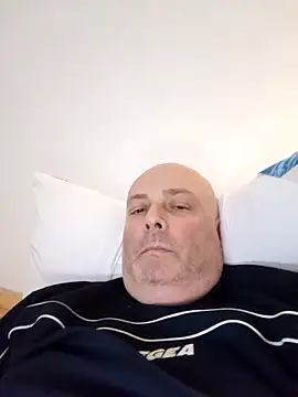 Alexis Bull online show from 03.19.25