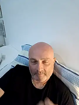 Alexis Bull online show from 10.03.25