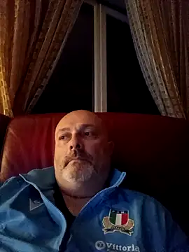 Snapshot of Alexis_Bull chatting on 04.18.26 Alexis Bull online show from 04.18.26