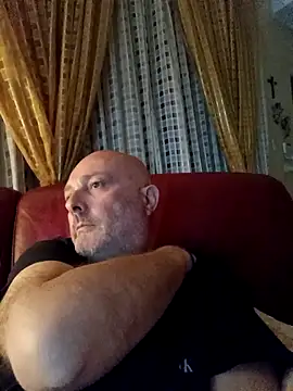 Snapshot of Alexis_Bull chatting on 04.25.26 Alexis Bull online show from 04.25.26
