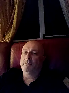 Snapshot of Alexis_Bull chatting on 04.29.26 Alexis Bull online show from 04.29.26
