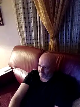 Snapshot of Alexis_Bull chatting on 05.05.26 Alexis Bull online show from 05.05.26