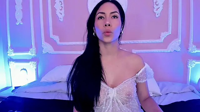 ArianaReynoldss online show from 09.08.25