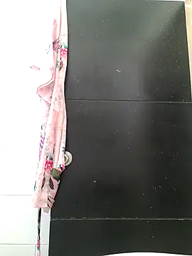 Snapshot of Yuli_Mars chatting on 09.12.25 Yuli Mars online show from 09.12.25