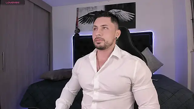 Snapshot of santi_aesthetic chatting on 05.09.26 santi aesthetic online show from 05.09.26
