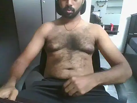 Snapshot of lovelyakash69 chatting on 03.25.26 lovelyakash69 online show from 03.25.26