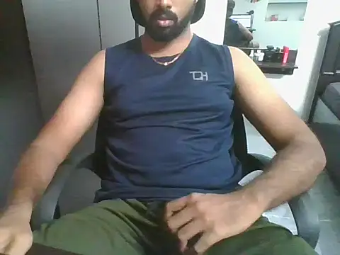 Snapshot of lovelyakash69 chatting on 04.10.26 lovelyakash69 online show from 04.10.26