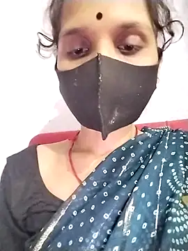 Snapshot of Soniy-Maax chatting on 09.30.25 Soniy-Maax online show from 09.30.25