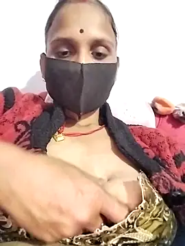 Snapshot of Soniy-Maax chatting on 02.04.26 Soniy-Maax online show from 02.04.26