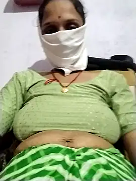 Snapshot of Soniy-Maax chatting on 03.11.26 Soniy-Maax online show from 03.11.26