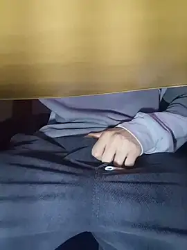 tipetto06 online show from 10.23.25