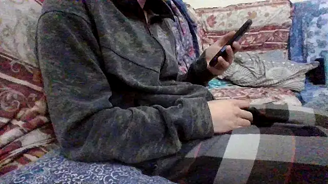 tipetto06 online show from 10.25.25