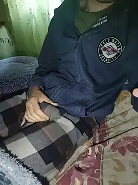 tipetto06 online show from 10.28.25