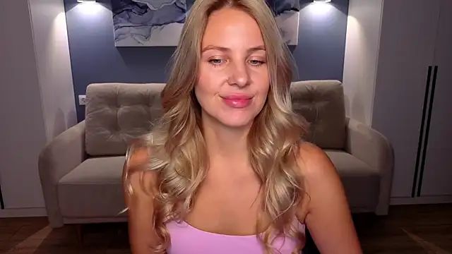 MelanieBennett online show from 10.03.25