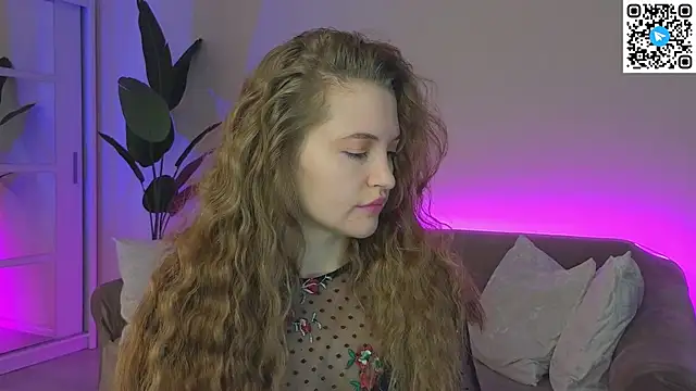 TesssaHart online show from 10.14.25