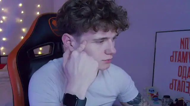 DanyDavis online show from 11.28.25