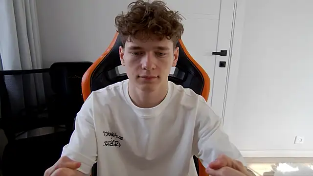 DanyDavis online show from 03.27.26