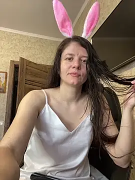Snapshot of MariannaSida chatting on 04.03.26 MariannaSida online show from 04.03.26