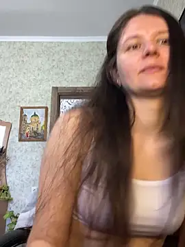 Snapshot of MariannaSida chatting on 04.10.26 MariannaSida online show from 04.10.26