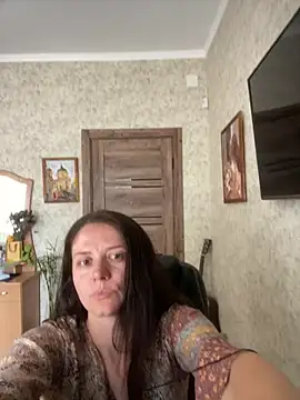 Snapshot of MariannaSida chatting on 07.28.26 MariannaSida online show from 07.28.26