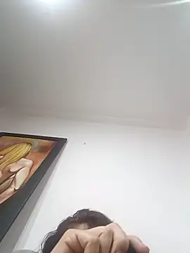 Snapshot of lunadicty chatting on 02.21.25 lunadicty online show from 02.21.25