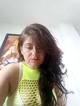 Snapshot of lunadicty chatting on 03.07.25 lunadicty online show from 03.07.25