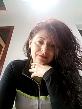 Snapshot of lunadicty chatting on 09.26.25 lunadicty online show from 09.26.25