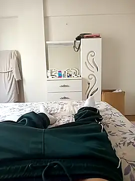 leona633 online show from 12.02.25