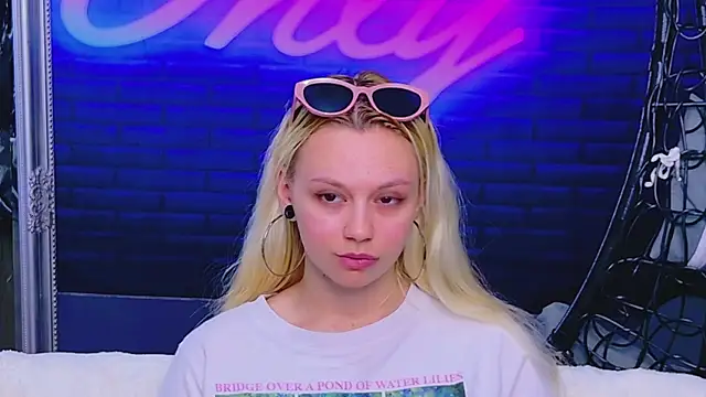 AlessiaCroft online show from 05.28.26