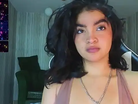 Snapshot of clementine_t chatting on 11.15.25 clementine t online show from 11.15.25