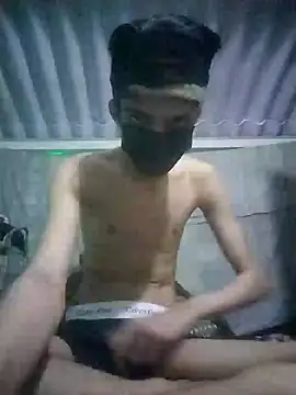 Snapshot of HannanKhan25 chatting on 11.29.25 HannanKhan25 online show from 11.29.25