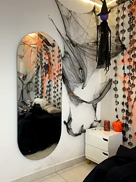 Snapshot of Kariina__69 chatting on 11.04.25 Kariina 69 online show from 11.04.25